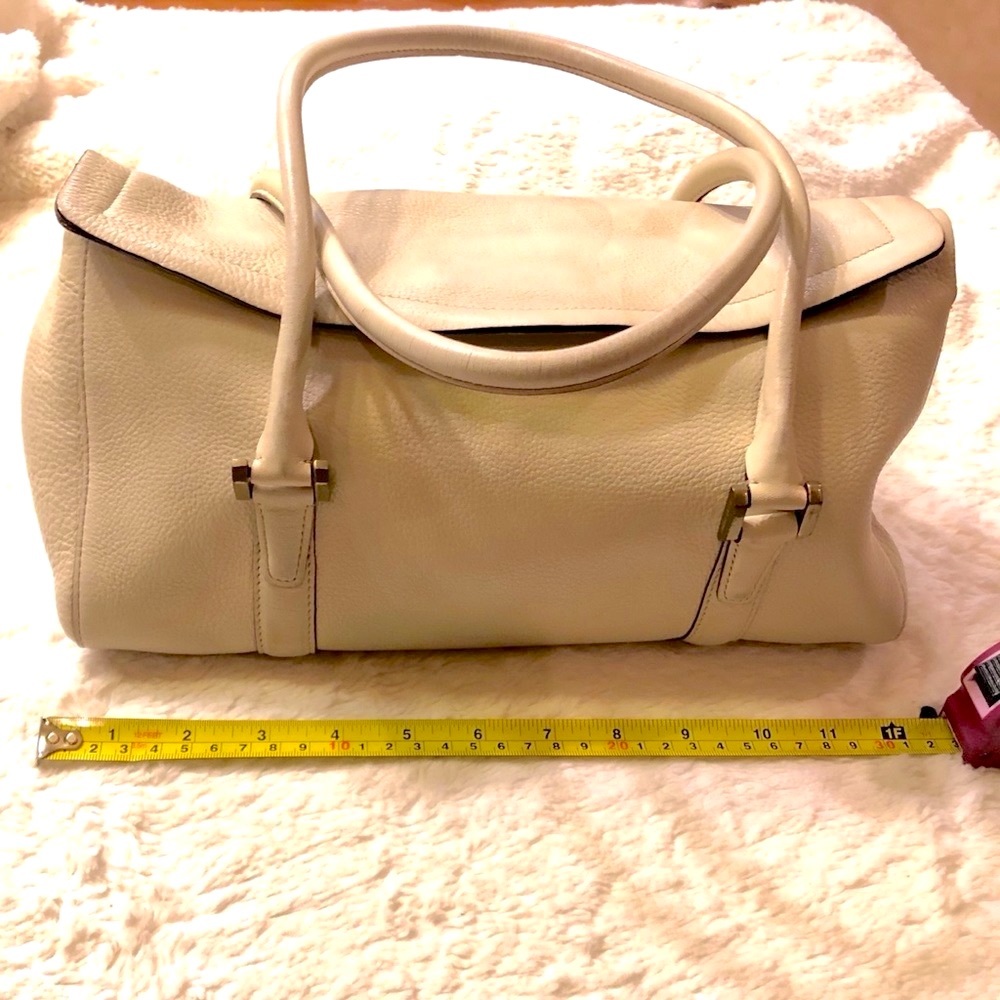 ✨S O L D✨ Ellen Tracy leather handbag - Picture 3 of 11